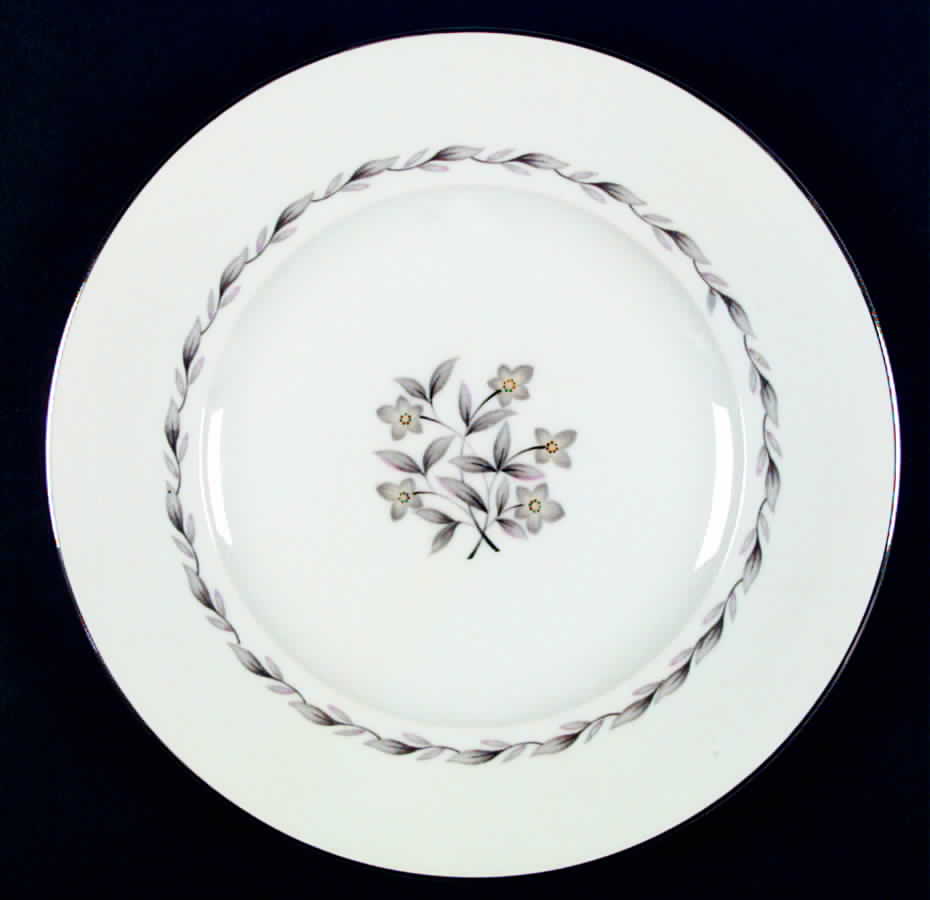 Silhouette Dinner Plate by Meito-1