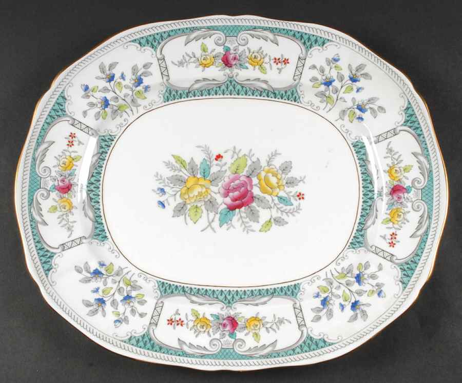 Lowestoft 15" Oval Serving Platter by Northumbria-1