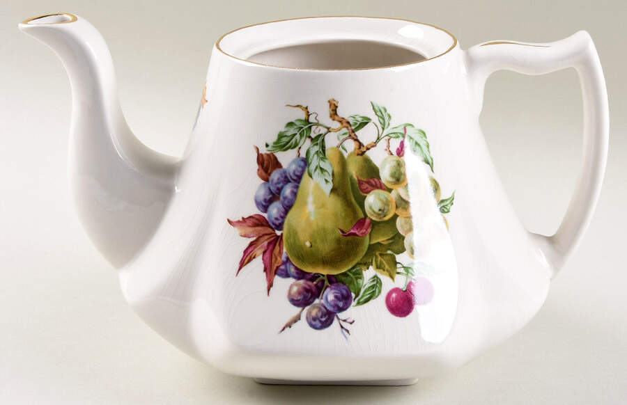 NAA3 Teapot No Lid by Naaman Israel-1