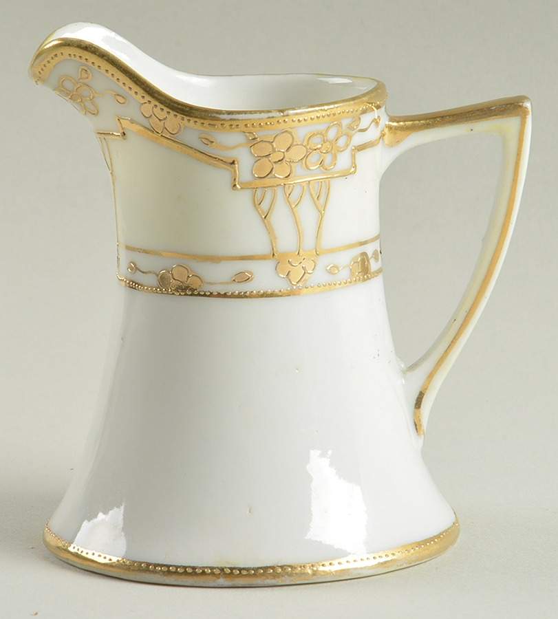 N1176 Creamer by Noritake-1