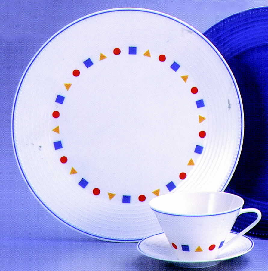 Neo Geo Dinner Plate by Nikko-1