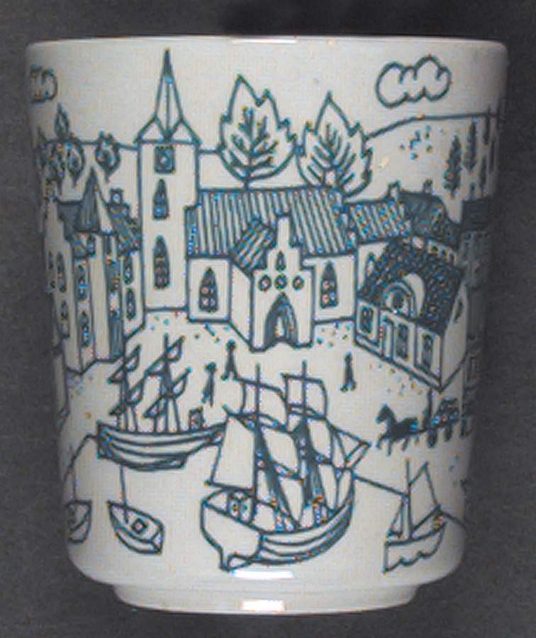 Hoyrup (China) Juice Tumbler by Nymolle (Denmark)-1