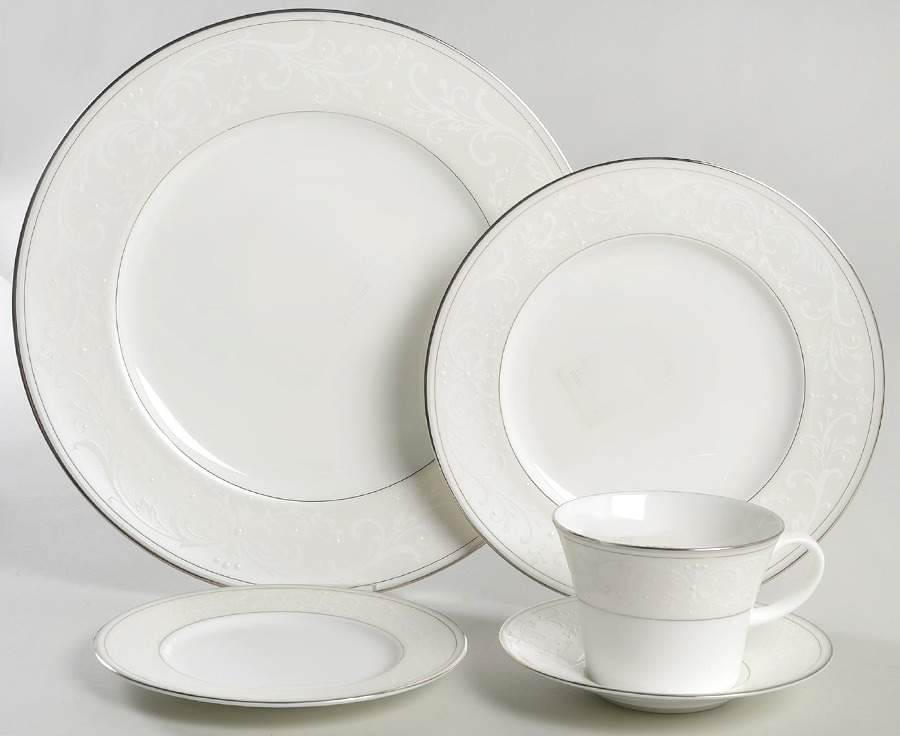 Pearl Symphony 5 Piece Place Setting by Nikko-1