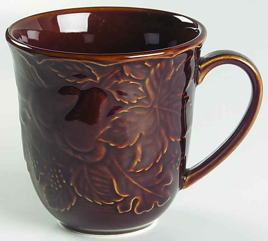 Woodbury Cinnamon Mug by Nikko-1