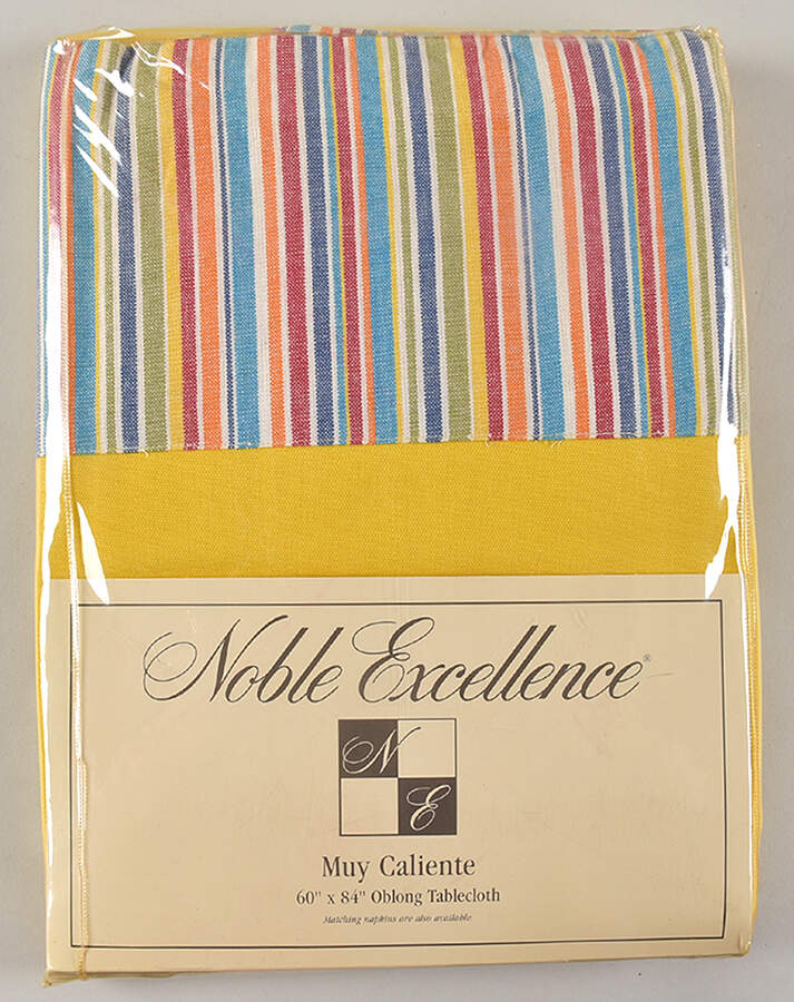 Muy Caliente 60" X 84" Oblong Tablecloth by Noble Excellence-1