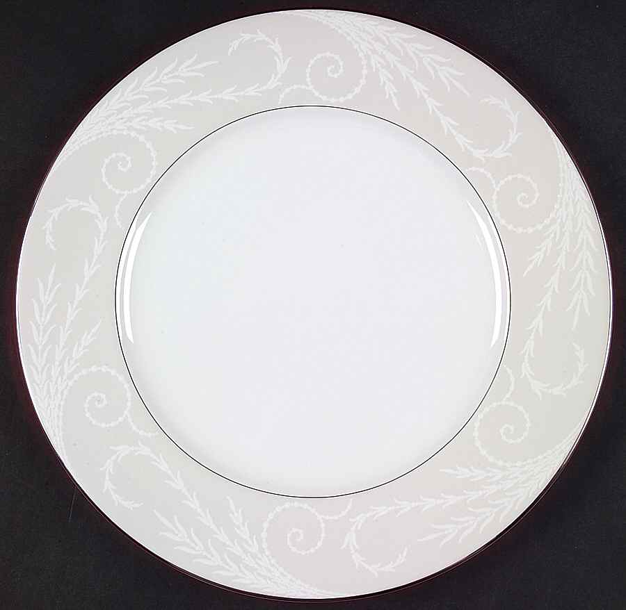 Pearl Ariel Dinner Plate by Nikko-1