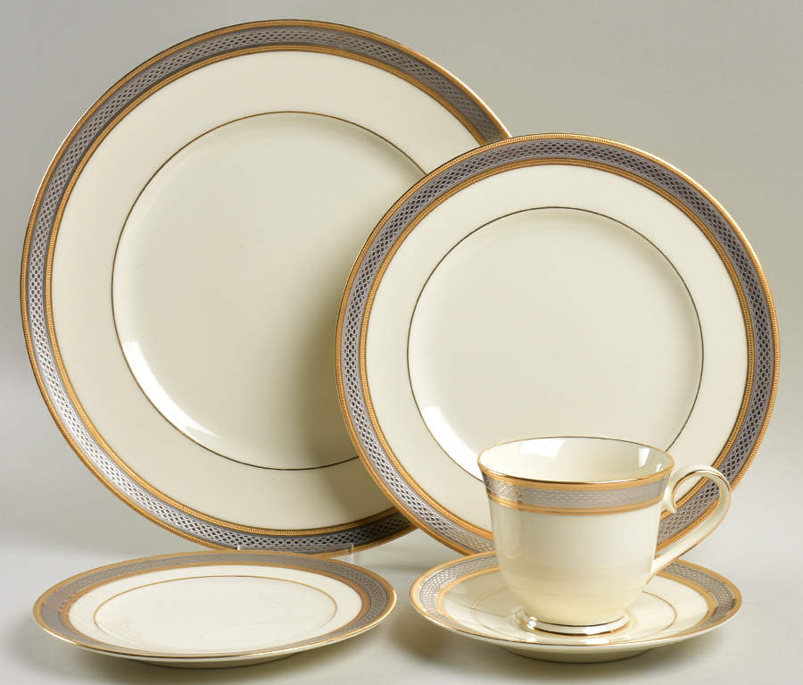 Contrella 5 Piece Place Setting by Noritake-1