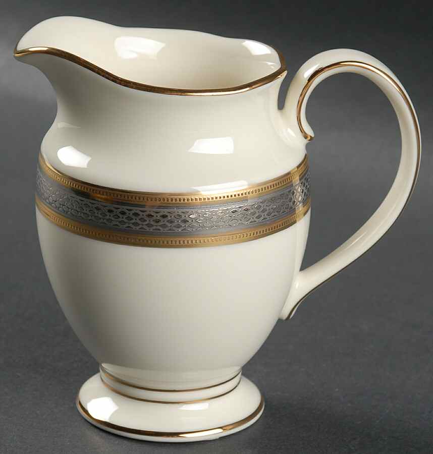 Contrella Creamer by Noritake-1