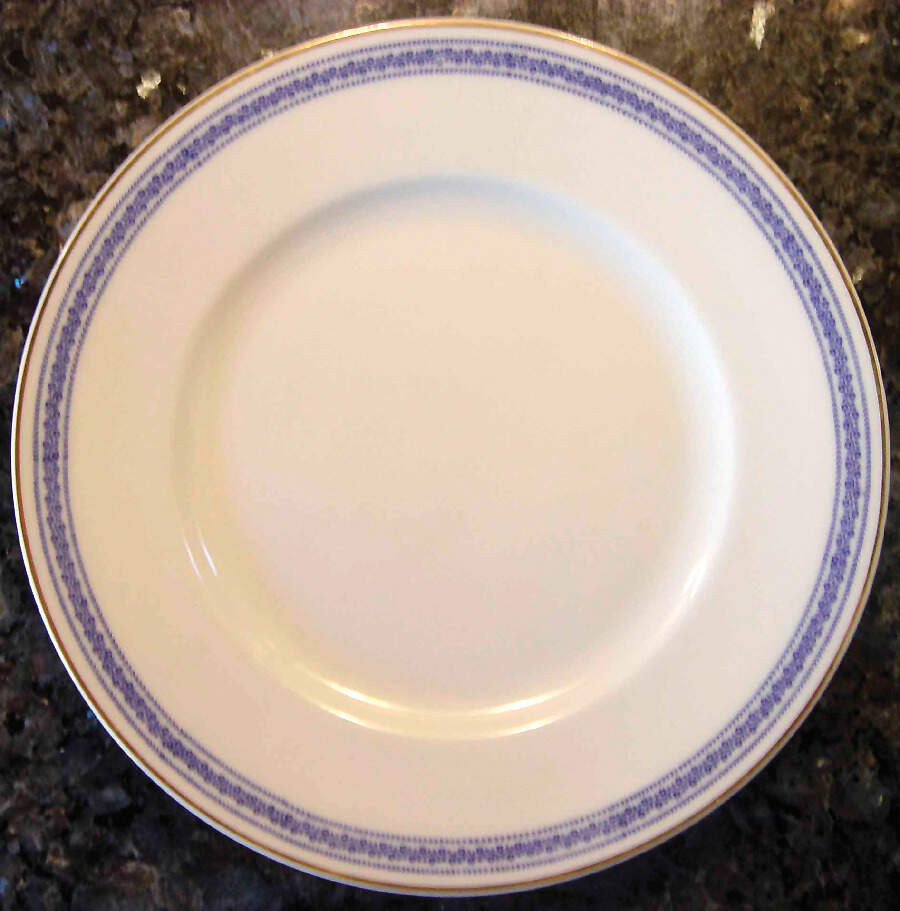 C20188-17033 Dinner Plate by Nicolaus Franz-1