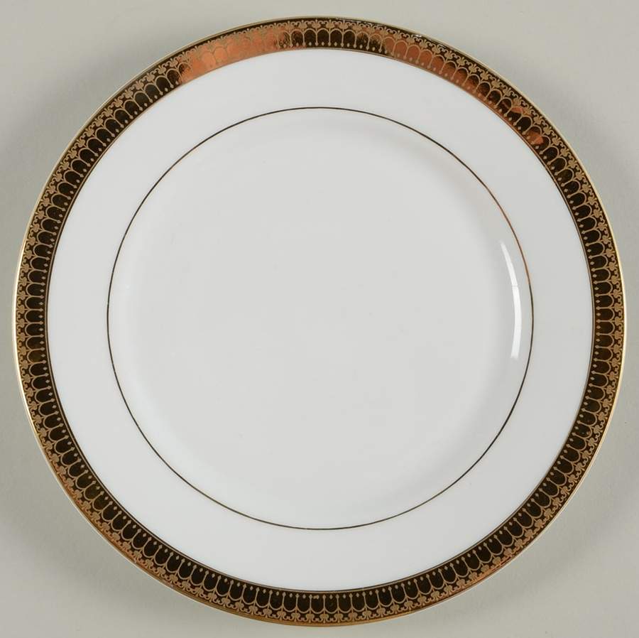 NED3 Salad Plate by New Traditions-1