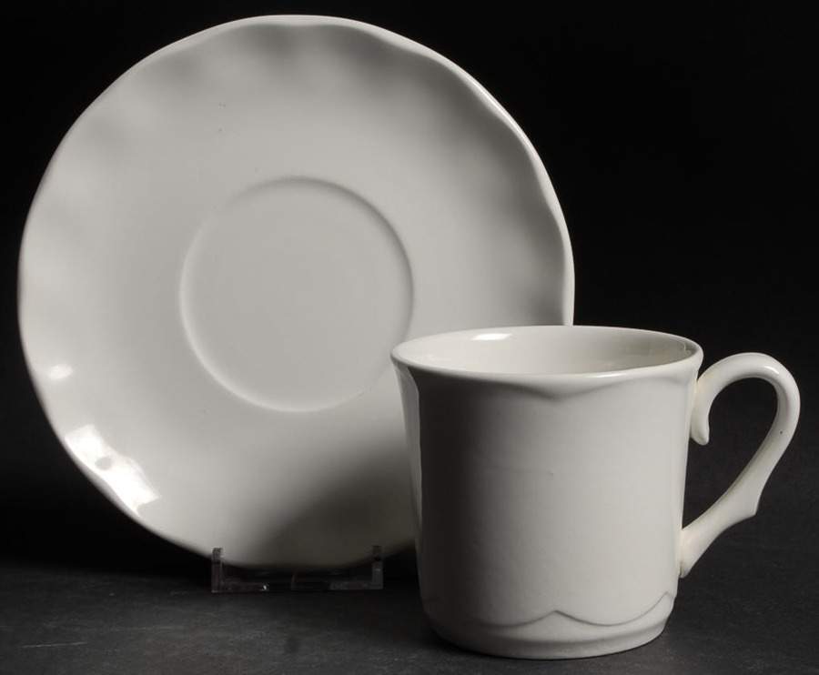 NFO3 Flat Cup & Saucer Set by N Fontebasso-1