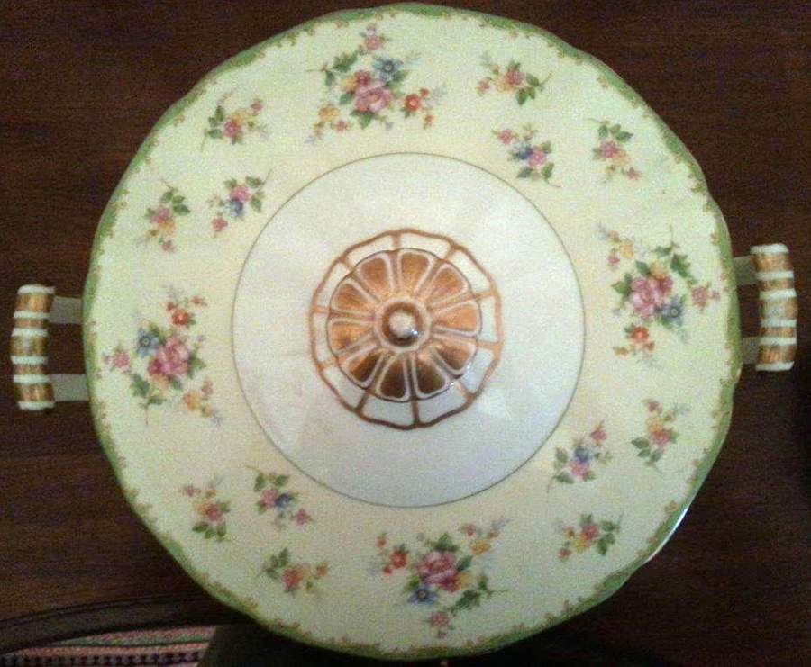 Ariel Round Covered Vegetable by Noritake-1