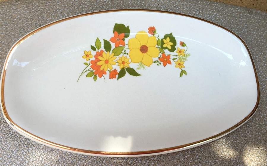 NSA6 11" Oval Serving Platter by Nueva San Isidro-1