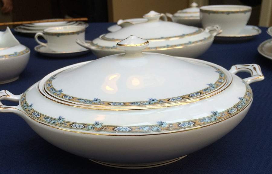 NAI39 Round Covered Vegetable by National China (USA)-1