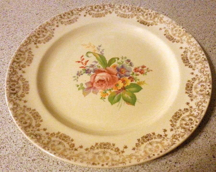 Roses of Victory (Filigree Rim) Dinner Plate by Nasco China (USA)-1