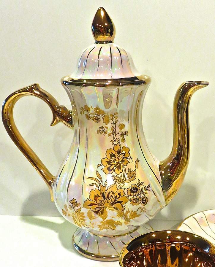 NM43 Coffee Pot & Lid by Neiman Marcus-1