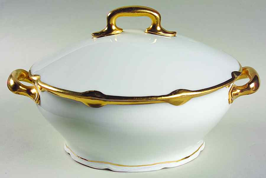 3405 Round Covered Vegetable by Oscar & Edgar Gutherz-1