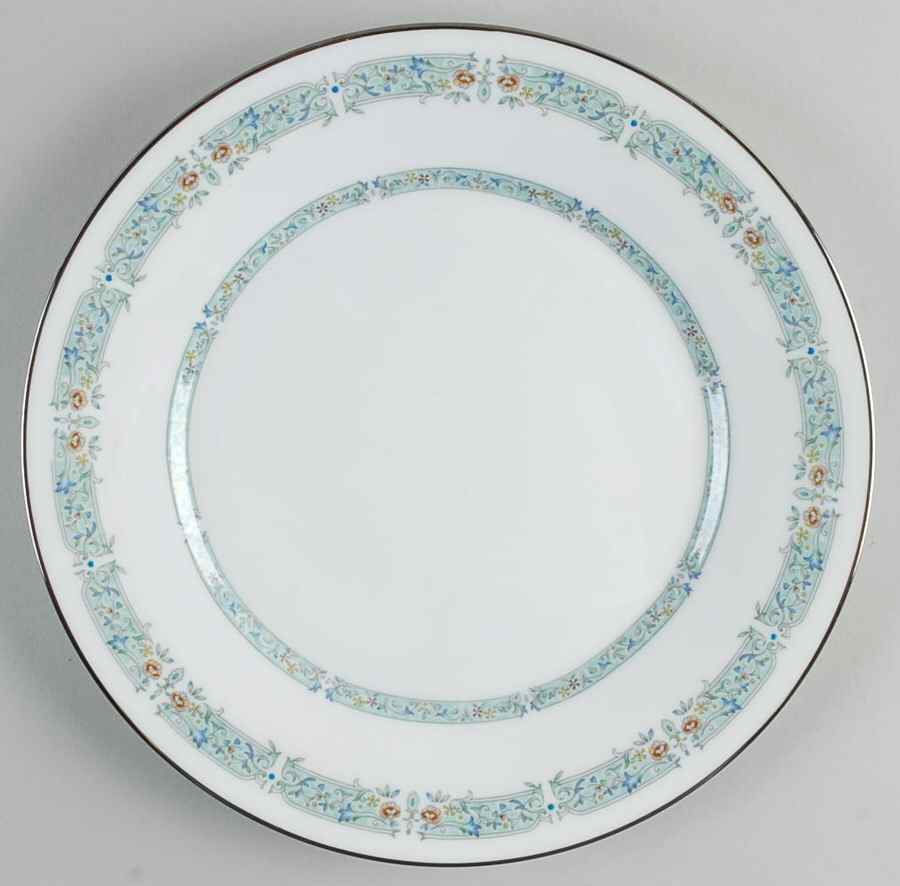 Lady Love Luncheon Plate by Oxford (Div of Lenox)-1