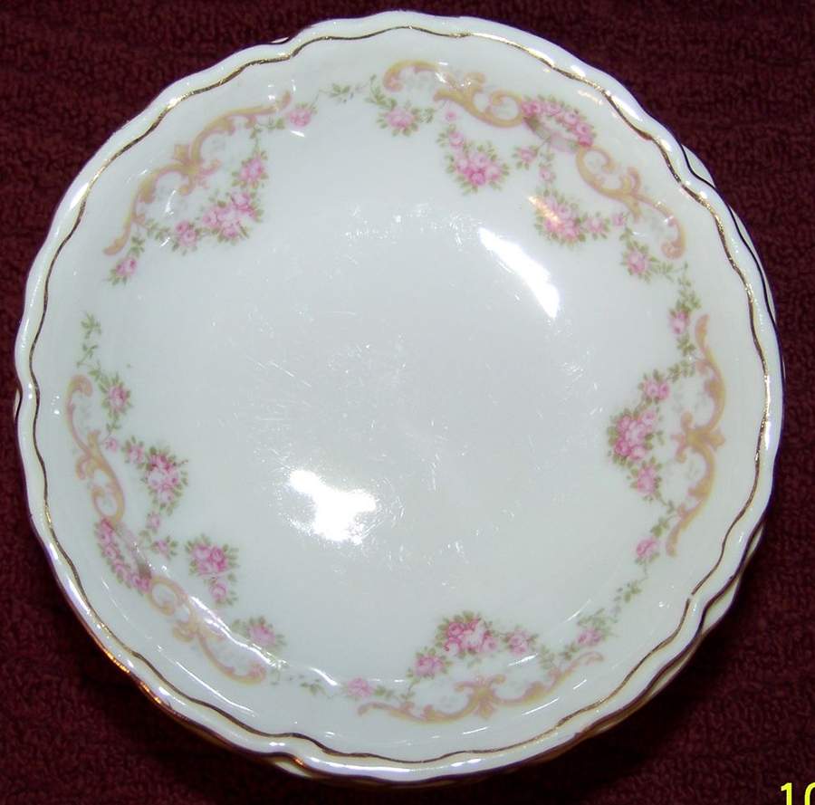 7765 Coupe Soup Bowl by Oberpfalz-1