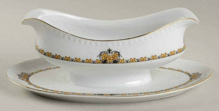 OHM2 Gravy Boat with Attached Underplate by Hermann Ohme-1
