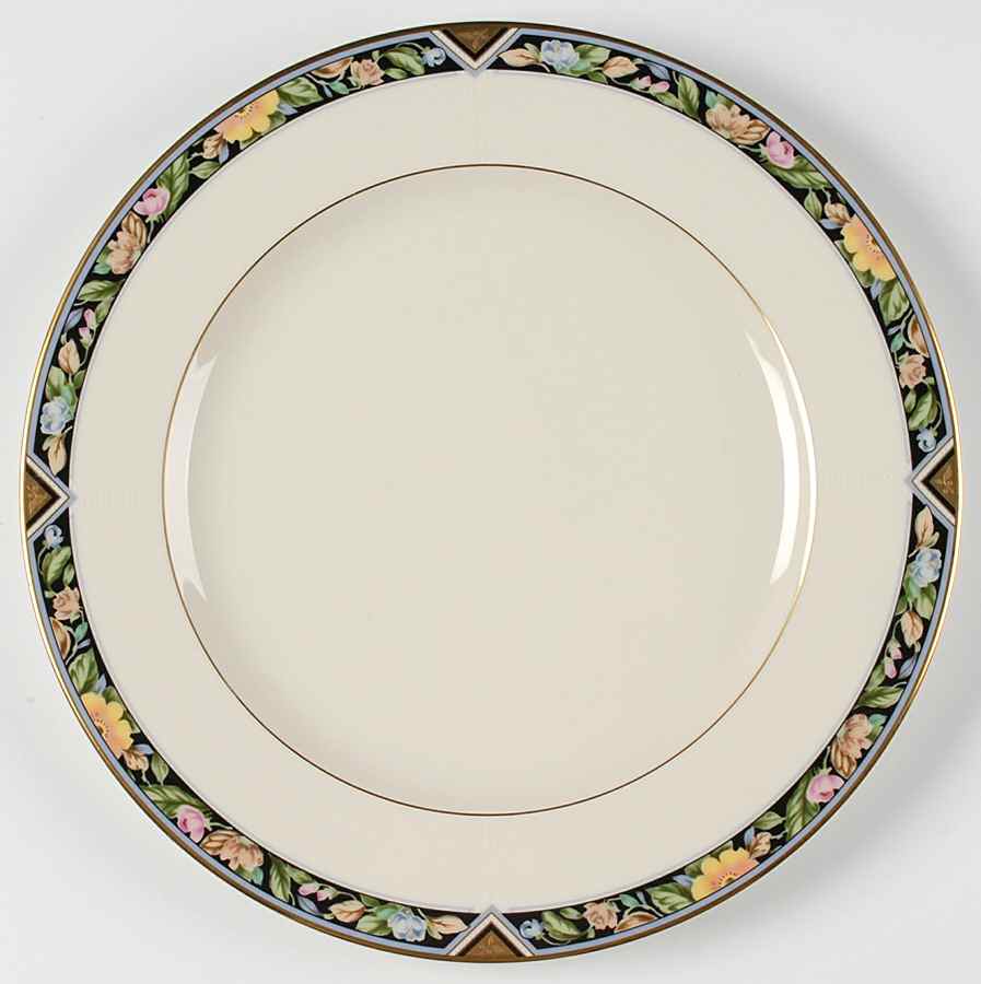 Fleur Royale 12" Chop Plate (Round Platter) by Oscar De La Renta-1
