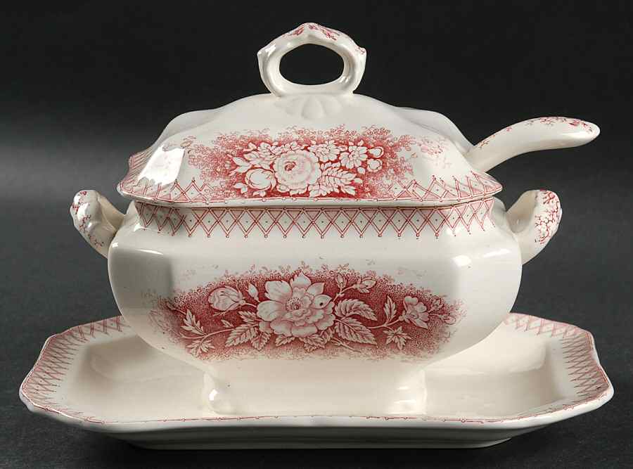 OWP1 Sauce Boat W/Attached Underplate,Lid & Ladle by Old Waller-1