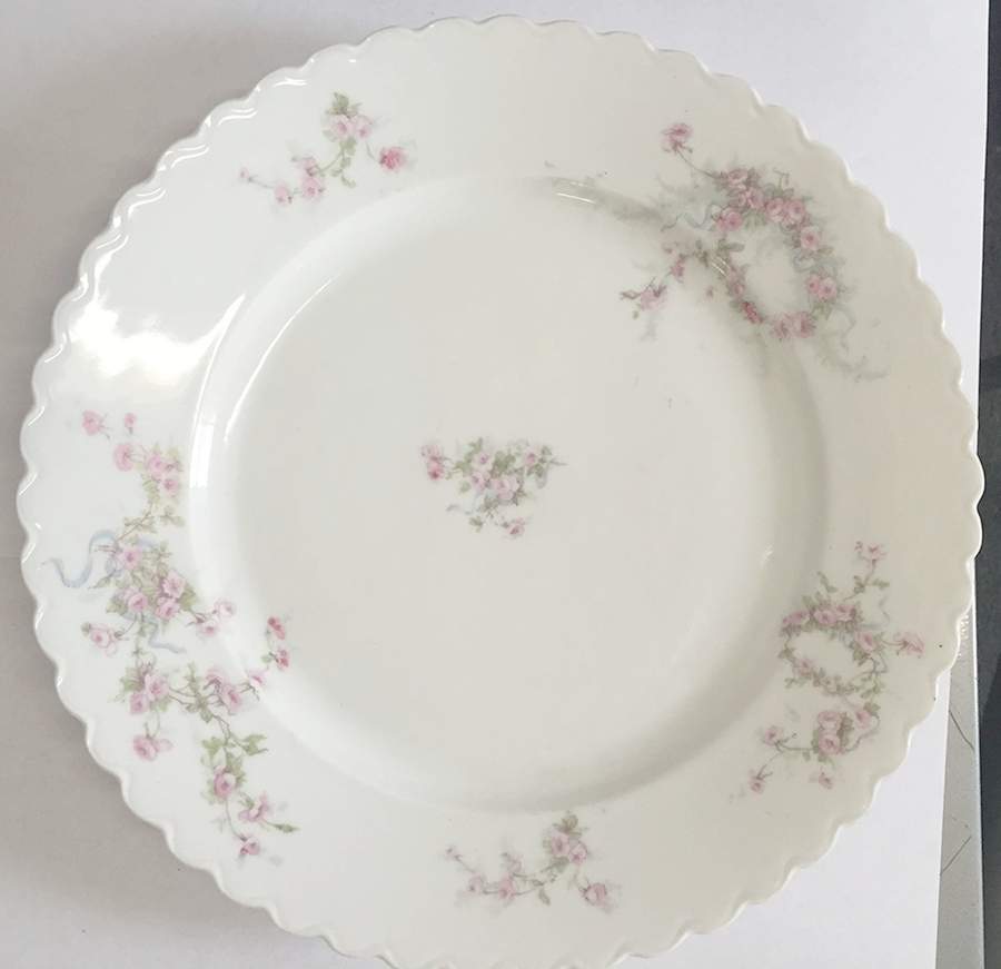 OSG128 Dinner Plate by Oscar & Edgar Gutherz-1