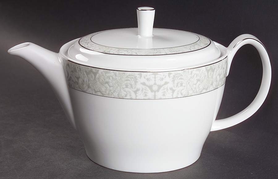 Michelangelo Teapot & Lid by Oneida-1