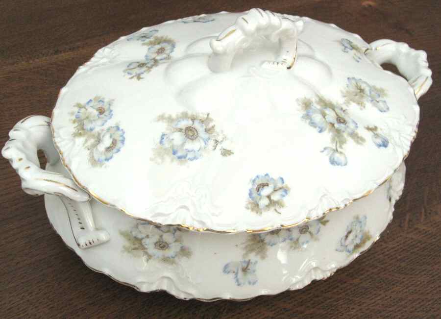 1685 Oval Tureen & Lid by Hermann Ohme-1
