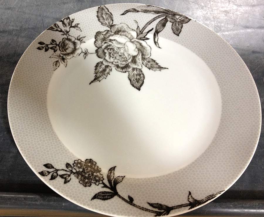 Tea Garden Dinner Plate by Oleg Cassini-1