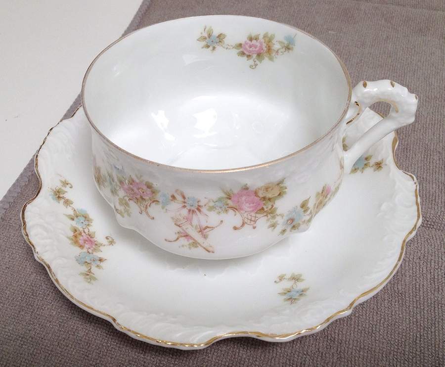 OHM157 Flat Cup & Saucer Set by Hermann Ohme-1