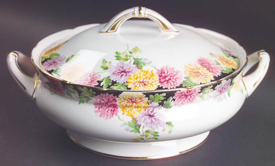 Mums Round Covered Vegetable by Paragon-1