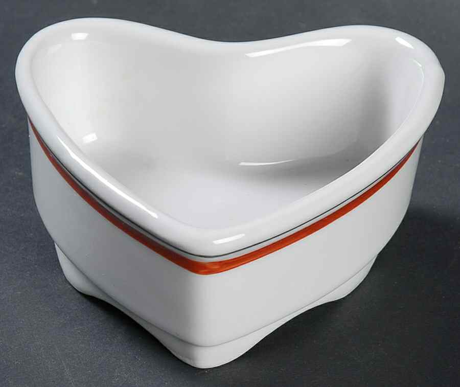 Bistrot Rust Orange 3" Heart Shaped Bowl by Porcelaine d'Auteuil-1