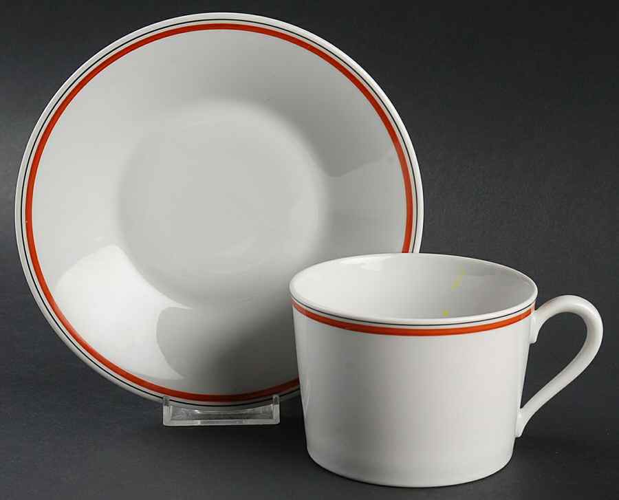 Bistrot Rust Orange Flat Cup & Saucer Set by Porcelaine d'Auteuil-1