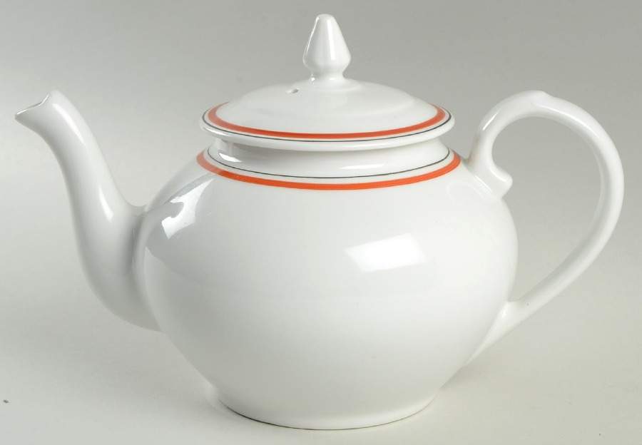 Bistrot Rust Orange Teapot & Lid by Porcelaine d'Auteuil-1
