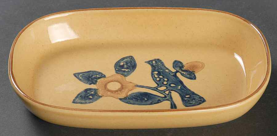 America (Discontinued 1989) Hors d'Oeuvre Tray by Pfaltzgraff-1