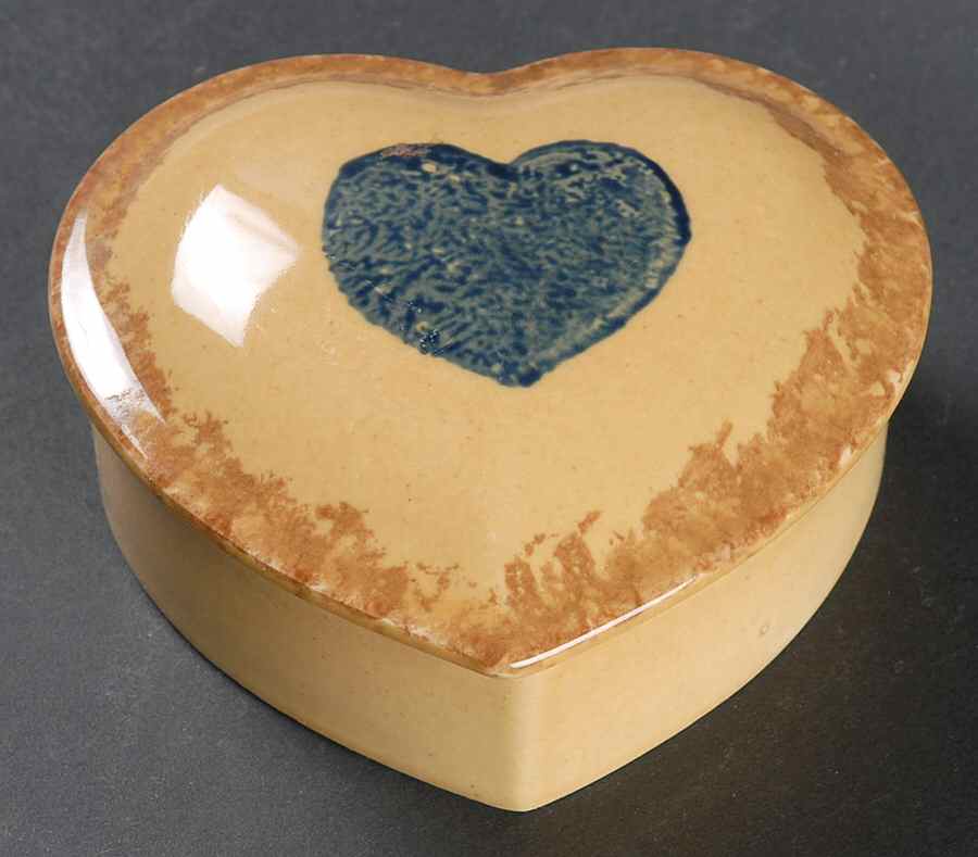 America (Discontinued 1989) Heart Shape Box & Lid by Pfaltzgraff-1