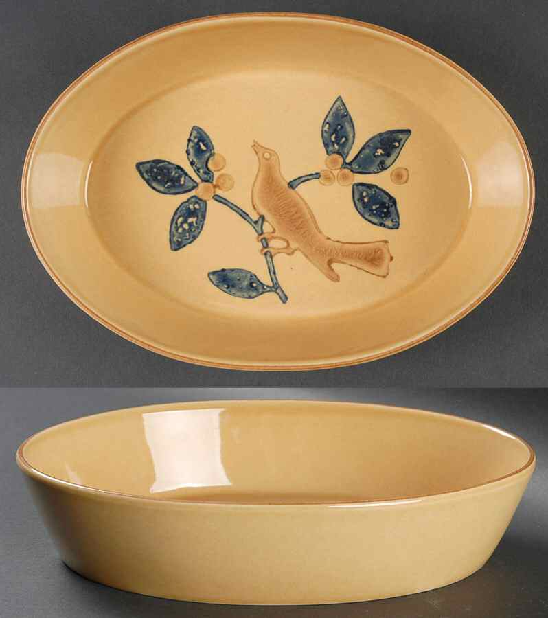 America (Discontinued 1989) 10" Oval Baker by Pfaltzgraff-1