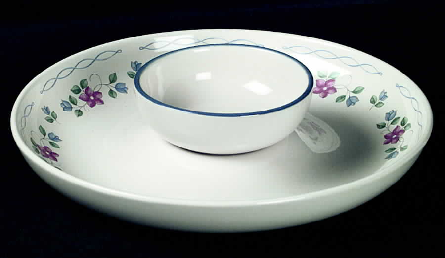 Bonnie Brae (2 Piece) Chip & Dip Set by Pfaltzgraff-1