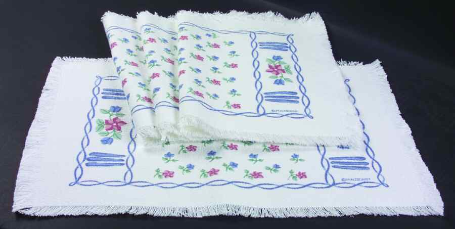 Bonnie Brae Cloth Placemat - Set of 4 by Pfaltzgraff-1