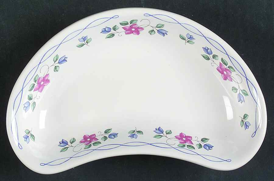 Bonnie Brae Crescent Salad Plate by Pfaltzgraff-1