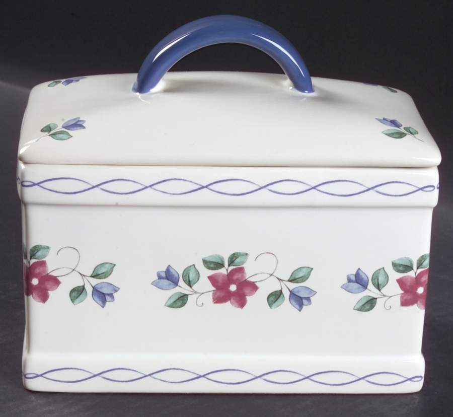 Bonnie Brae Kitchen Keeper & Lid by Pfaltzgraff-1