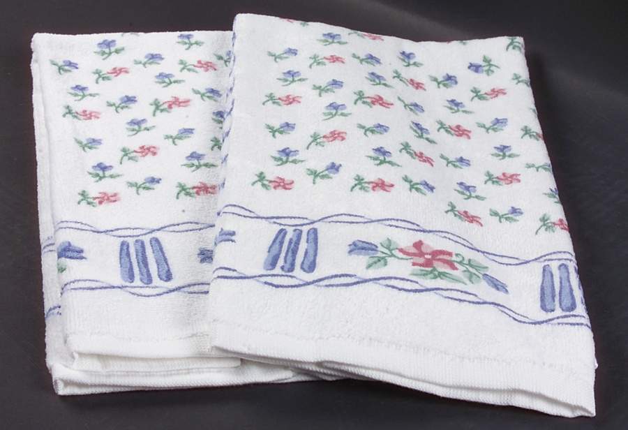 Bonnie Brae Cloth Dish Towel - Set of 2 by Pfaltzgraff-1