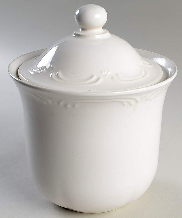 Filigree Medium Canister & Lid by Pfaltzgraff-1