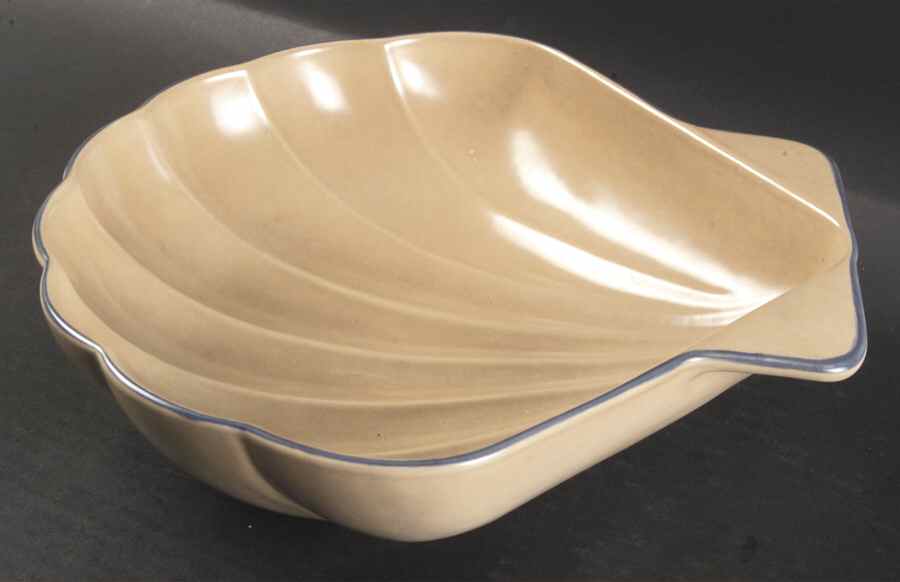 Folk Art Large Shell Shaped Dish by Pfaltzgraff-1