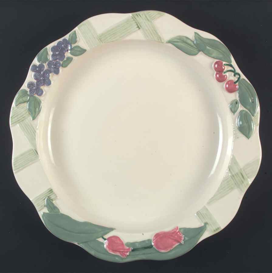 Garden Party (Garden Impressions) 16" Chop Plate (Round Platter) by Pfaltzgraff-1