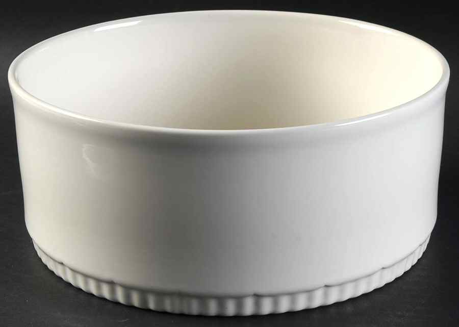 Gazebo White 2.5 Quart Round Baker No Lid by Pfaltzgraff-1