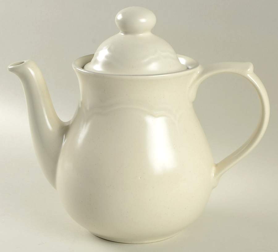 Heirloom China Beverage Server & Lid by Pfaltzgraff-1