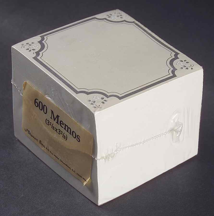 Heirloom Memo Paper Block by Pfaltzgraff-1