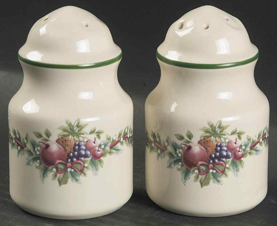 Holly Joy Salt & Pepper Set by Pfaltzgraff-1